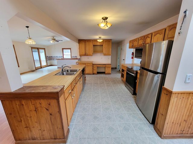 1813 North Avenue, Burlington, VT 05408