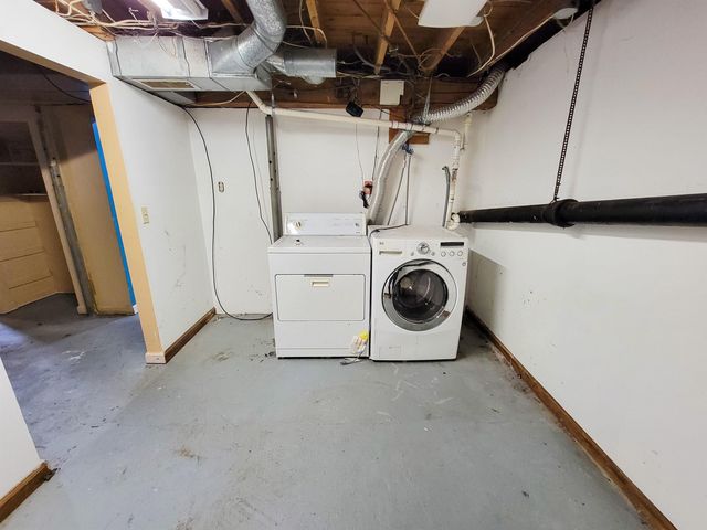 1813 North Avenue, Burlington, VT 05408