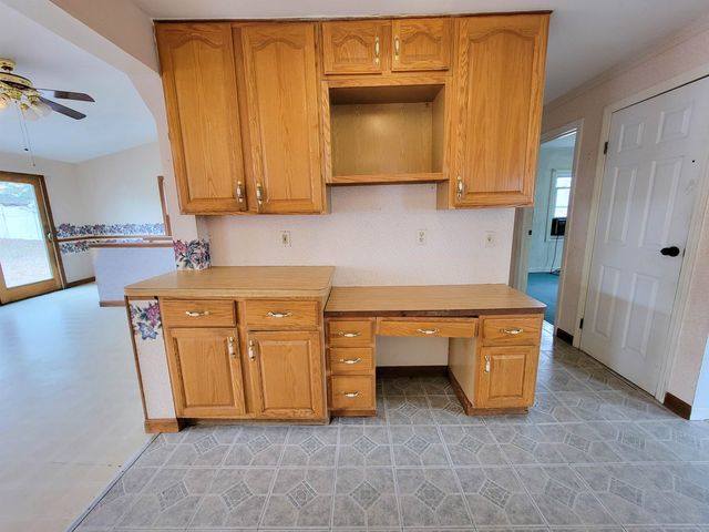 1813 North Avenue, Burlington, VT 05408