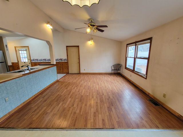 1813 North Avenue, Burlington, VT 05408