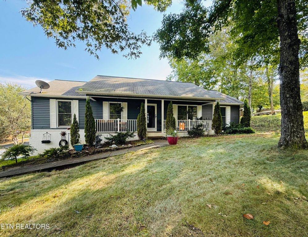 101 Telemann Lane, Oak Ridge, TN 37830