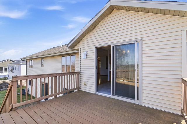 213 Wollet Drive, Fort Atkinson, WI 53538