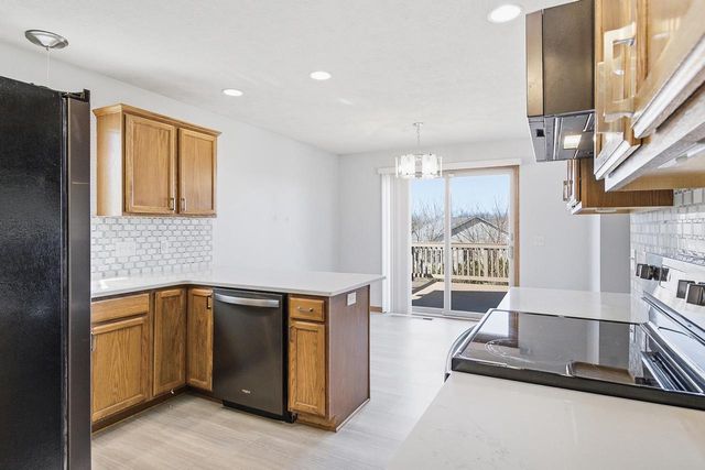 213 Wollet Drive, Fort Atkinson, WI 53538