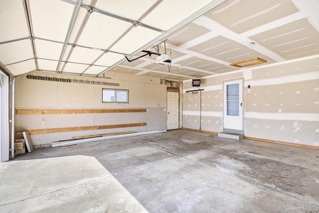 213 Wollet Drive, Fort Atkinson, WI 53538