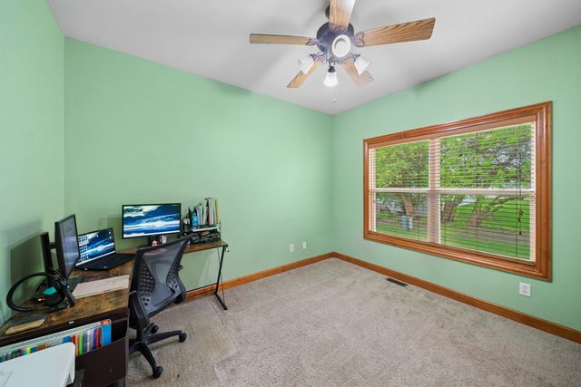 115 Pineridge Drive S, Oswego, IL 60543
