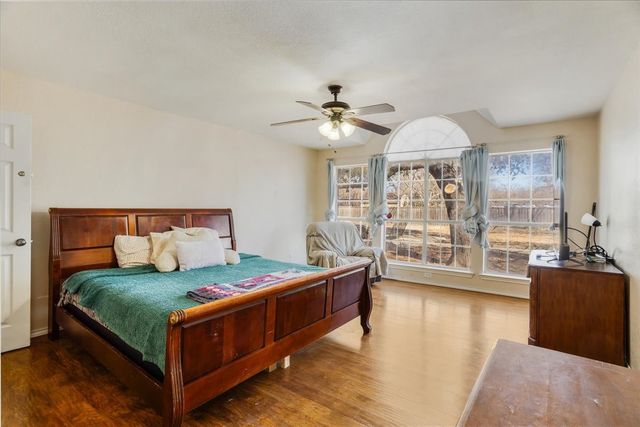 227 N Hopson Street, Van Alstyne, TX 75495