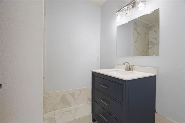 227 N Hopson Street, Van Alstyne, TX 75495