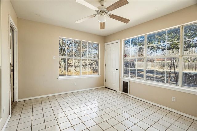 227 N Hopson Street, Van Alstyne, TX 75495