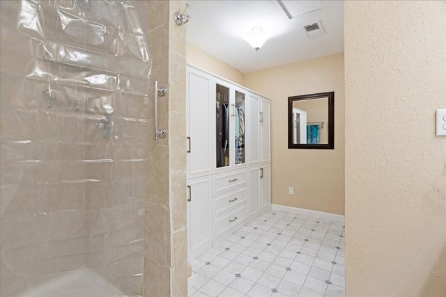 227 N Hopson Street, Van Alstyne, TX 75495