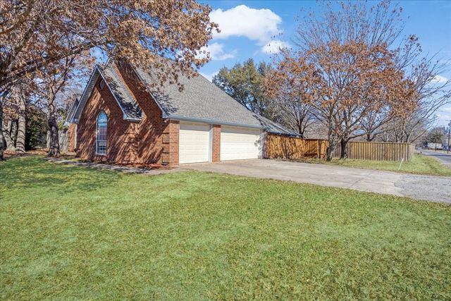 227 N Hopson Street, Van Alstyne, TX 75495