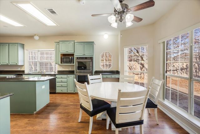 227 N Hopson Street, Van Alstyne, TX 75495