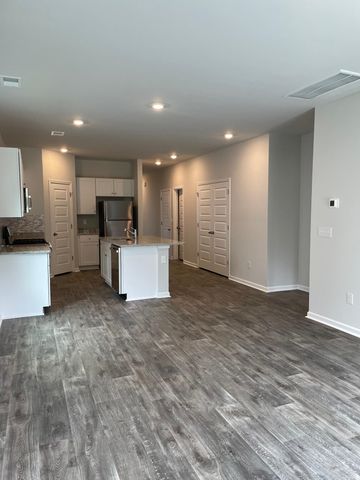 125 Hoffman Park Dr., Myrtle Beach, SC 29588