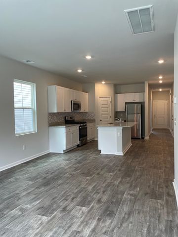 125 Hoffman Park Dr., Myrtle Beach, SC 29588