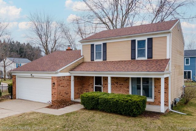 2720 Leewood Circle, Orion Charter Township, MI 48360