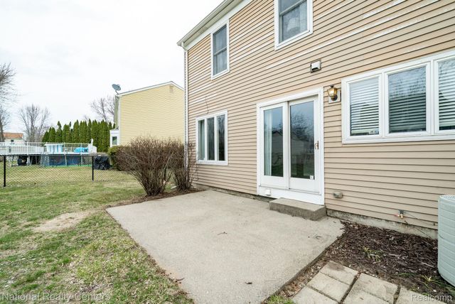 2720 Leewood Circle, Orion Charter Township, MI 48360