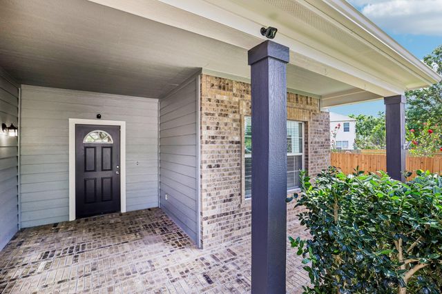 2821 Purple Thistle DR, Pflugerville, TX 78660