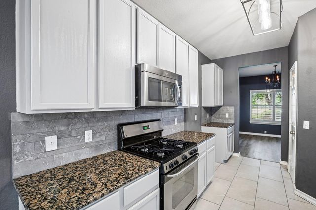 2821 Purple Thistle DR, Pflugerville, TX 78660