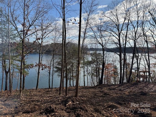 181 Asbury Circle, Mooresville, NC 28117