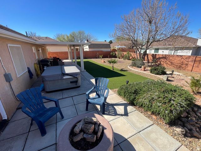 1848 S BRIDLE CIR, Washington, UT 84780