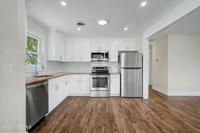 23 Eton Road, Toms River, NJ 08757