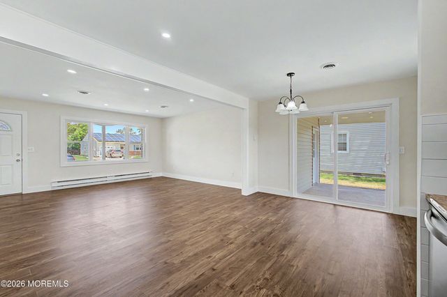 23 Eton Road, Toms River, NJ 08757