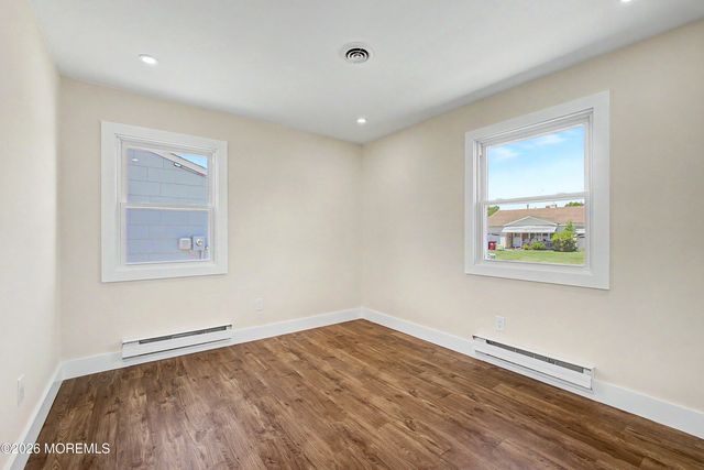 23 Eton Road, Toms River, NJ 08757
