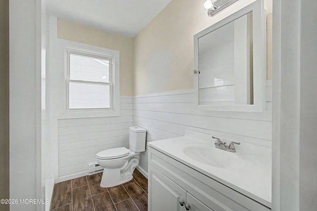 23 Eton Road, Toms River, NJ 08757
