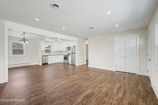 23 Eton Road, Toms River, NJ 08757