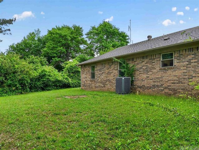 121 Rolling Meadows Lane, Austin, AR 72007
