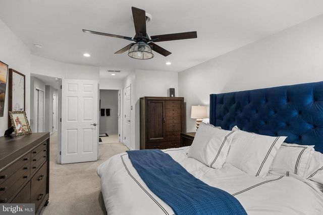 99 WEAVER DR, Marlton, NJ 08053
