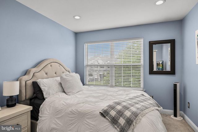 99 WEAVER DR, Marlton, NJ 08053
