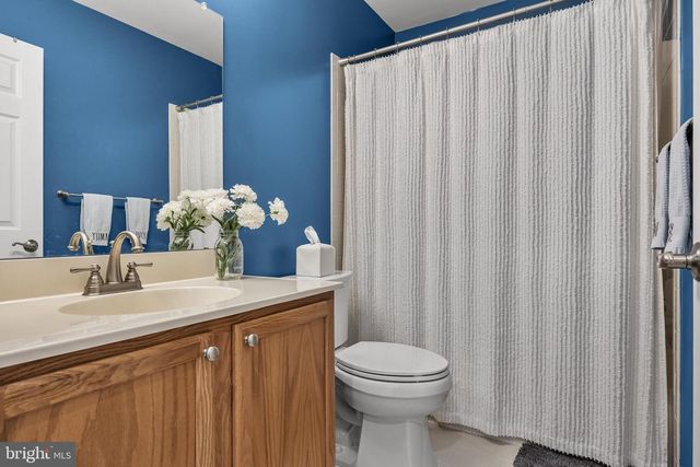 99 WEAVER DR, Marlton, NJ 08053