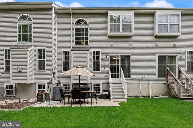 99 WEAVER DR, Marlton, NJ 08053