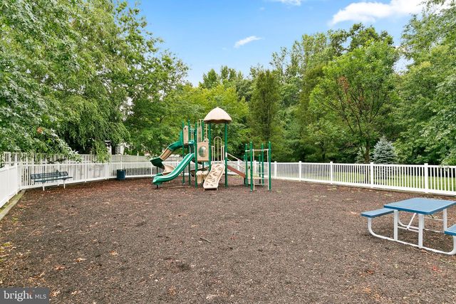 99 WEAVER DR, Marlton, NJ 08053