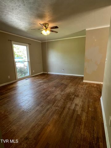 613 Rogers Avenue, Kingsport, TN 37660