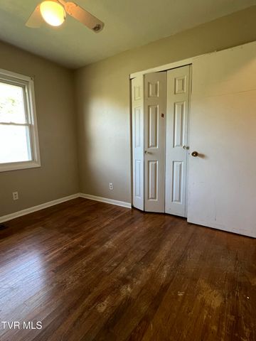 613 Rogers Avenue, Kingsport, TN 37660