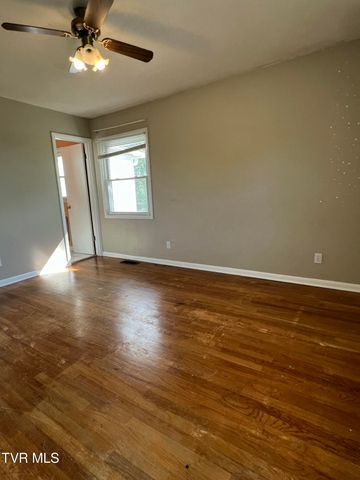 613 Rogers Avenue, Kingsport, TN 37660