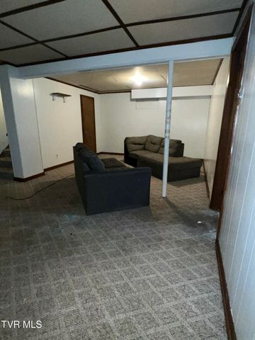 613 Rogers Avenue, Kingsport, TN 37660