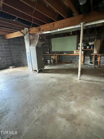 613 Rogers Avenue, Kingsport, TN 37660