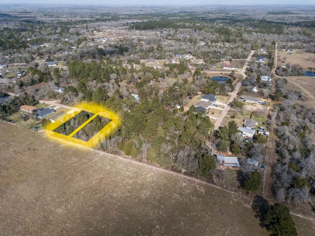 38044 Quail Drive, Hempstead, TX 77445