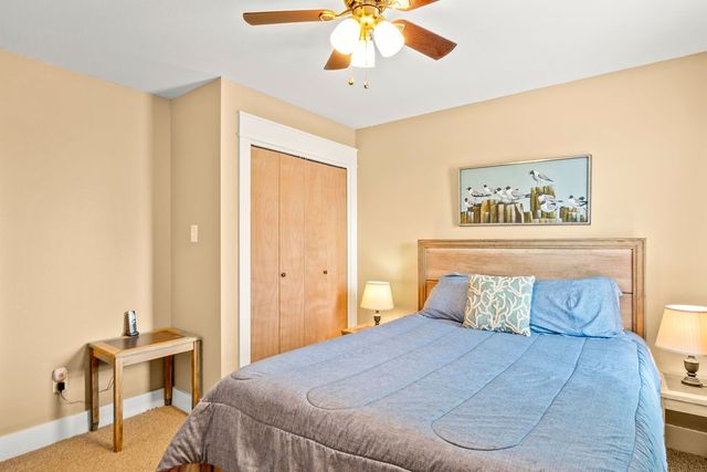 423 S 7th St, Port Aransas, TX 78373