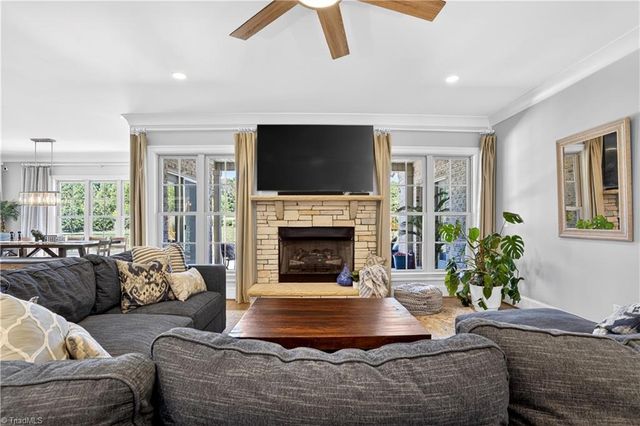 6634 Linville Ridge Drive, Oak Ridge, NC 27310