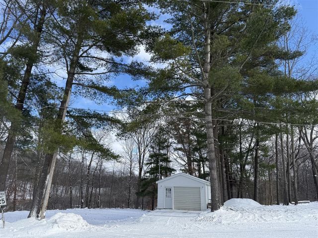 10780 Round Lake Drive, Mecosta, MI 49332