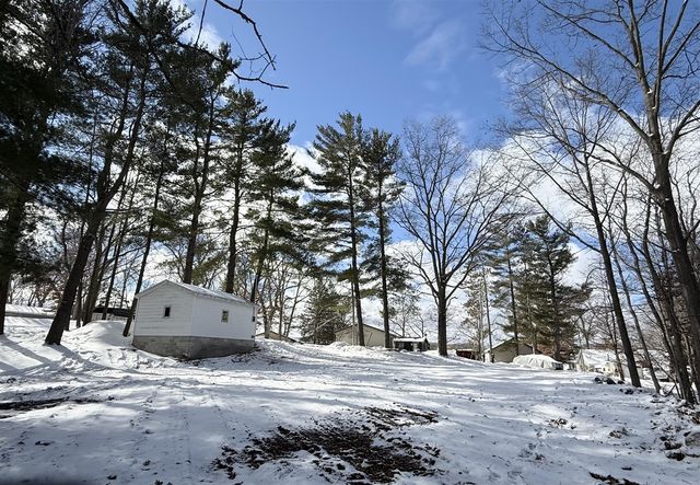 10780 Round Lake Drive, Mecosta, MI 49332