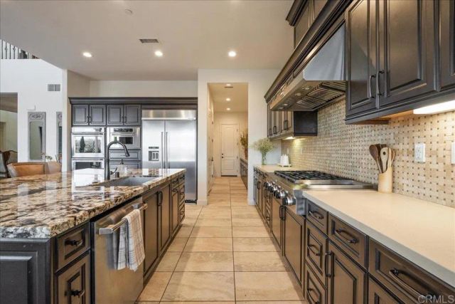 2543 Glasgow Drive, Carlsbad, CA 92010