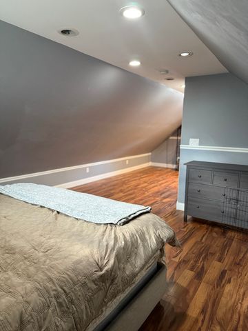 1141 Homer Avenue, Aurora, IL 60505