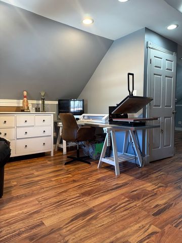 1141 Homer Avenue, Aurora, IL 60505