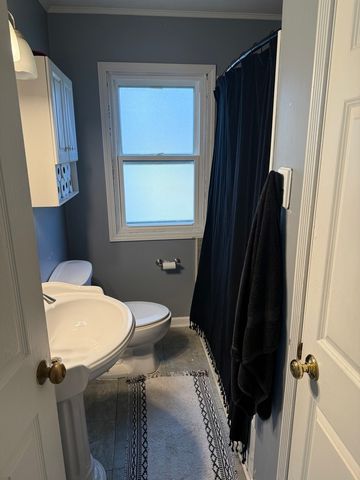 1141 Homer Avenue, Aurora, IL 60505