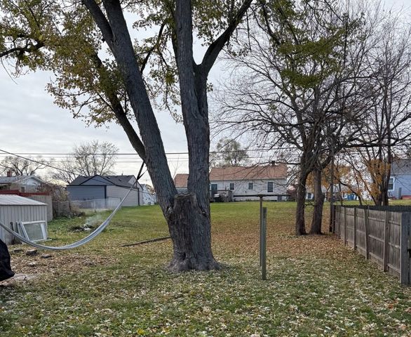 1141 Homer Avenue, Aurora, IL 60505