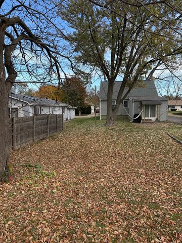 1141 Homer Avenue, Aurora, IL 60505